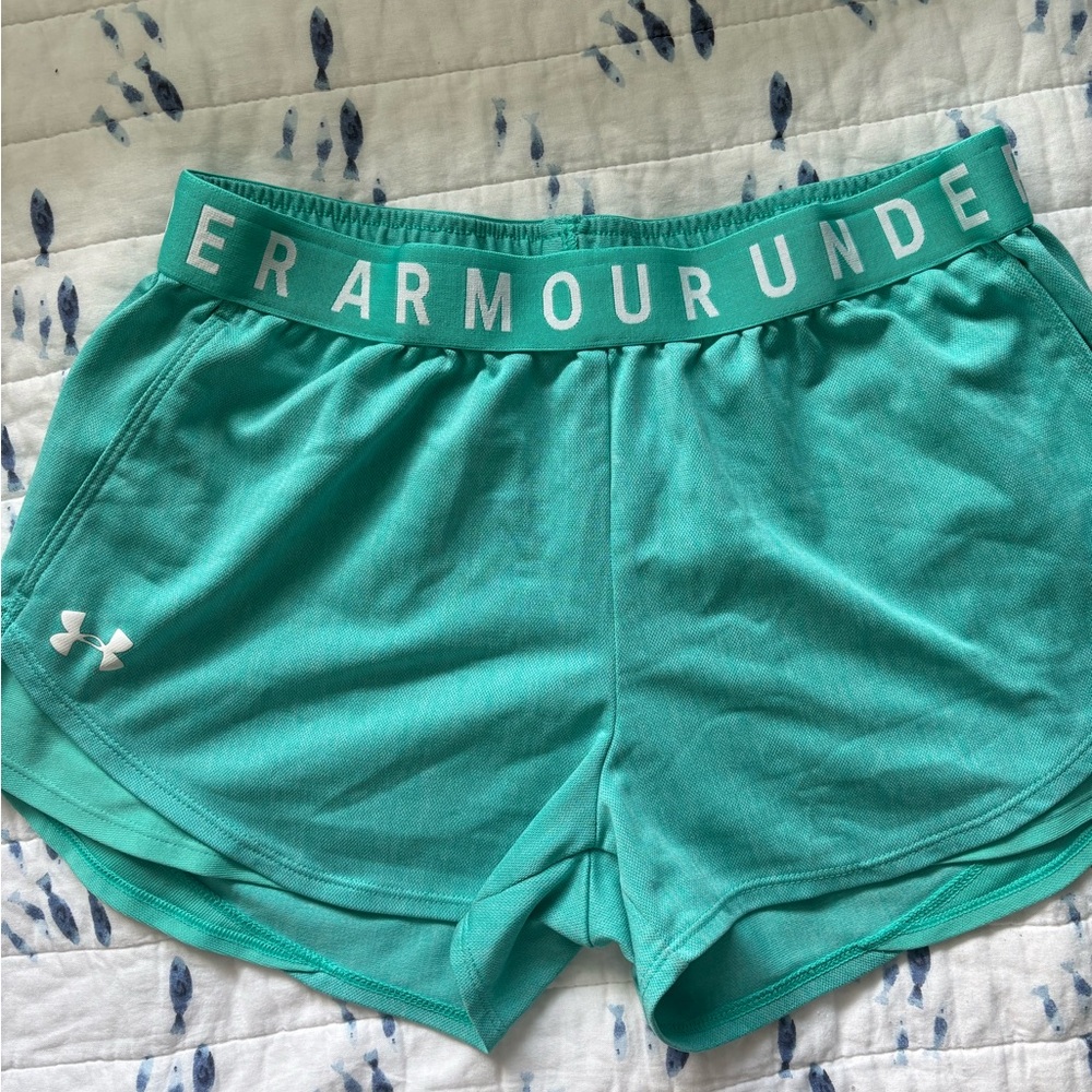Under Armour Green Athletic Shorts Lightweight Performance